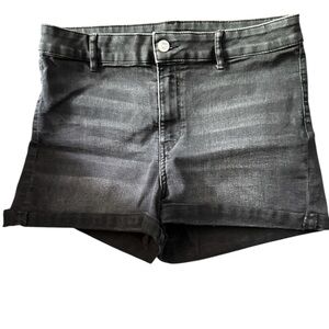 Divided H&M black Jean shorts Size 12